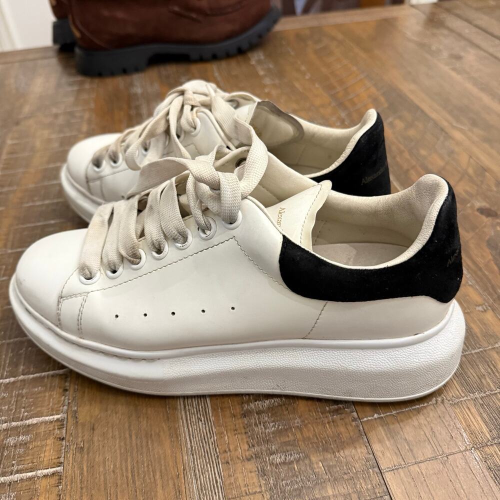 Alexander mcqueen women oversized leather sneaker - Picture 9 of 12